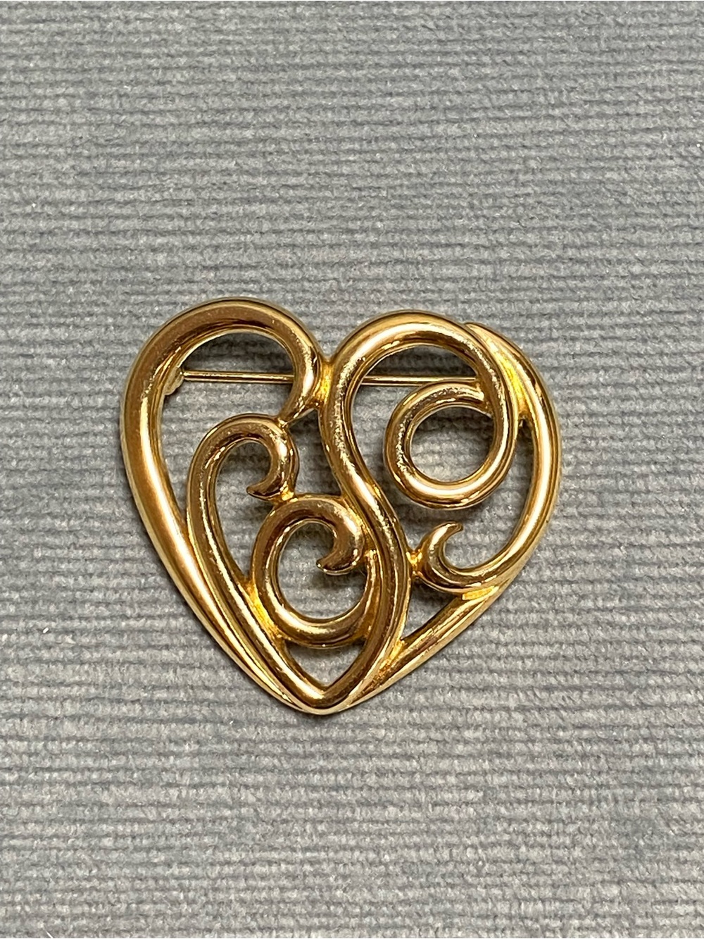 Monet Signed Gold Heart Scroll Brooch EUC